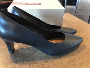 clarks soft cushion heels