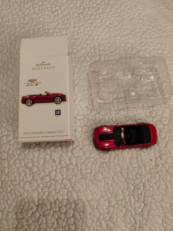Hallmark Ornament 2013 Chevrolet Camaro ZL1 2012 Rolling Wheels 