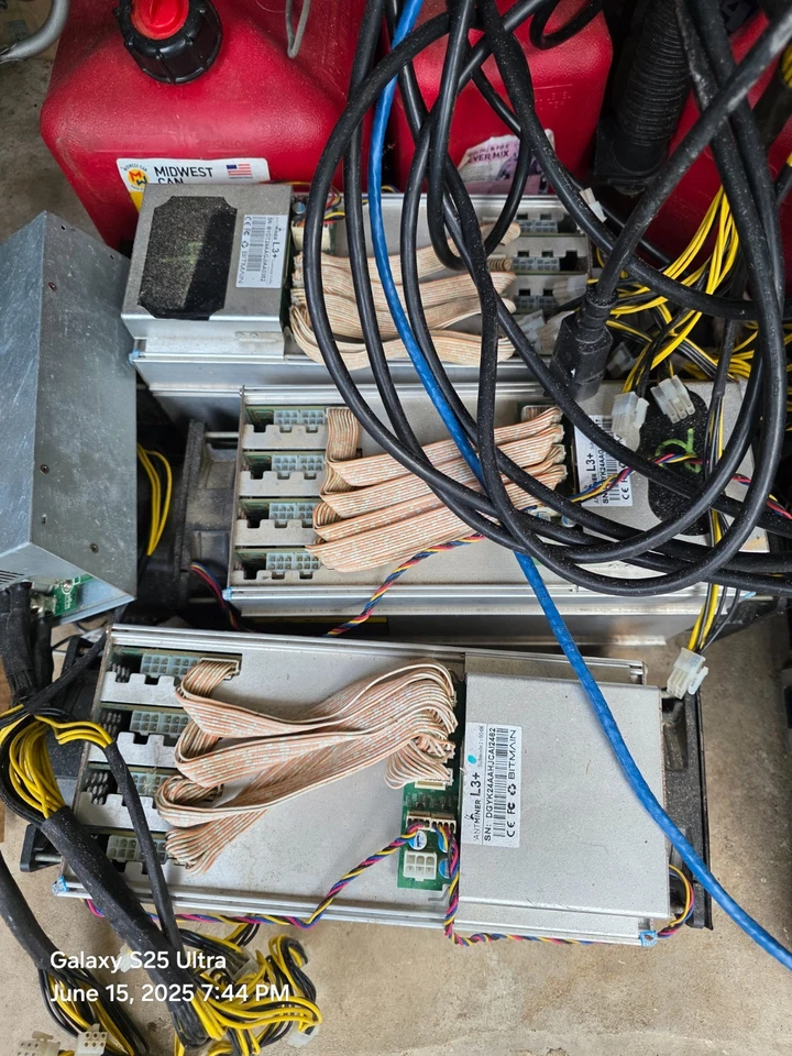 Bitmain Antminer L3+ 504mh/s with No Power Supply LTC DOGE miner - Image 2 of 3