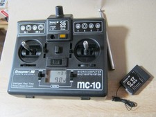 Trasmettitore Graupner Mc 10 35 Mhz con scatola batteria, ricevitore C 17 + coppia quarzo 63