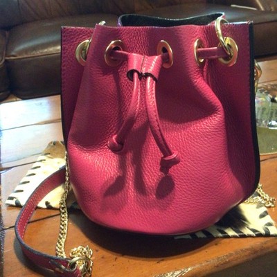 Divas Bag Genuine Leather Made In Italy Beautiful Shoulder Bag Hot Pink Color