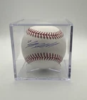 Jung Hoo Lee SIGNED Baseball - SAN FRANCISCO GIANTS