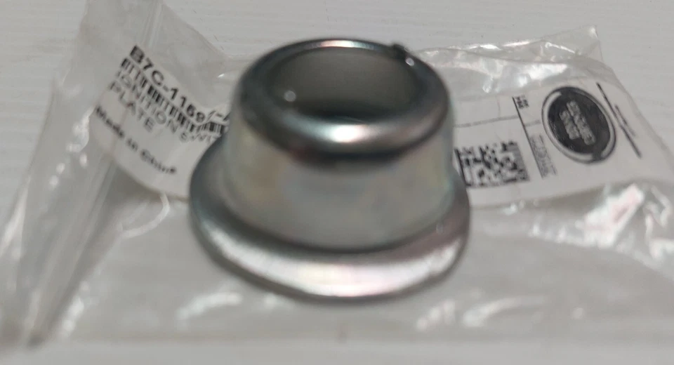 1956-60 Ford Ignition Switch Mounting plate, B7C-11597-A - Image 4 of 4