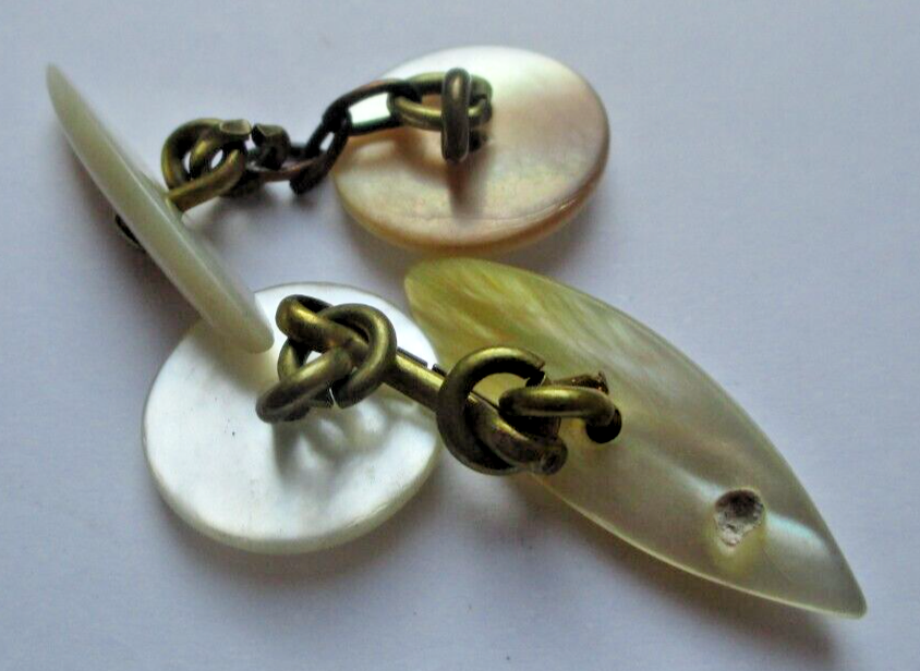COLLIER OEIL DE TIGRE PERLES forme TONNEAU - VINTAGE années 60 Longueur