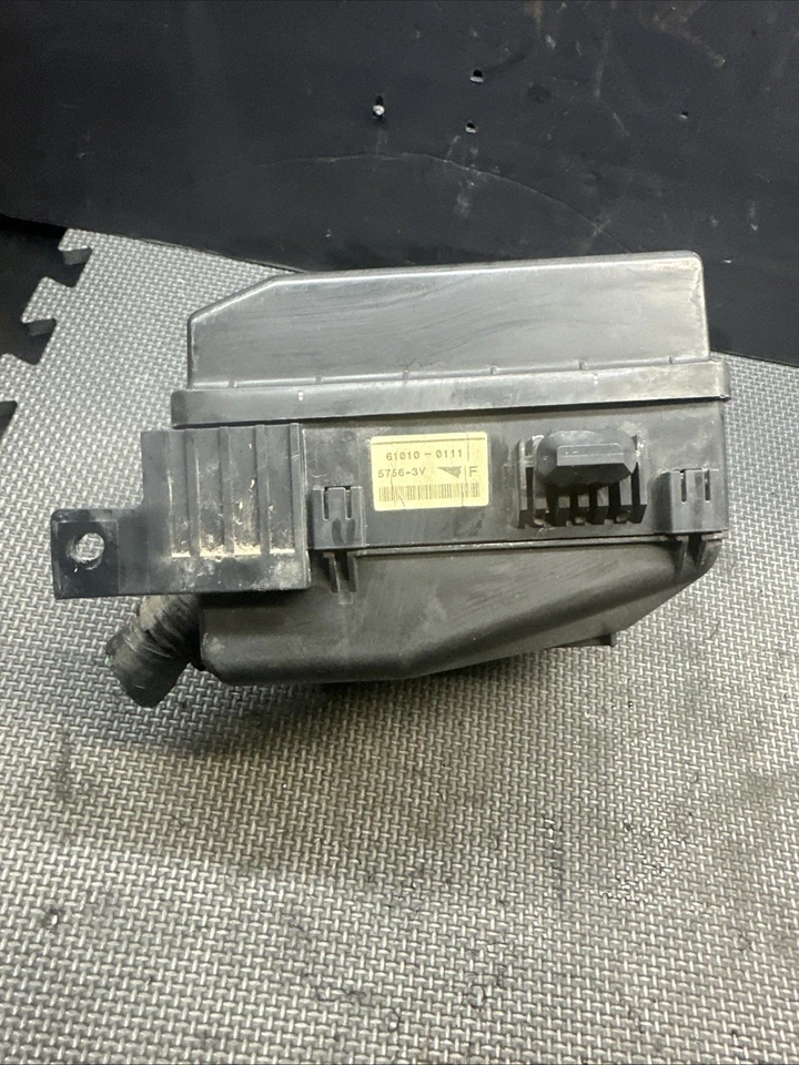 01-08 Mitsubishi Eclipse Galant caja de fusibles módulo OEM Foto 4 de 4