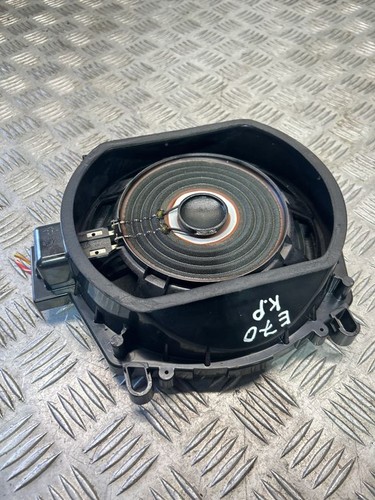 BMW X5 E70 2008 Vorne links Subwoofer 430407860231 TOF53748