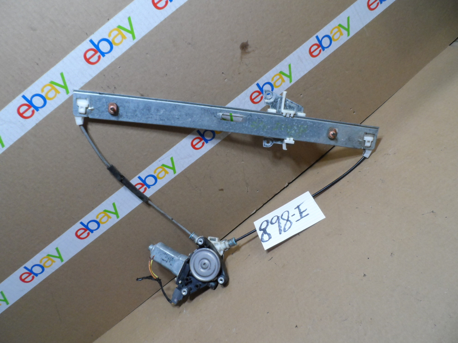 01 02 03 04 05 06 07 FORD ESCAPE Front PASSENGER Side Window Regulator #898-E