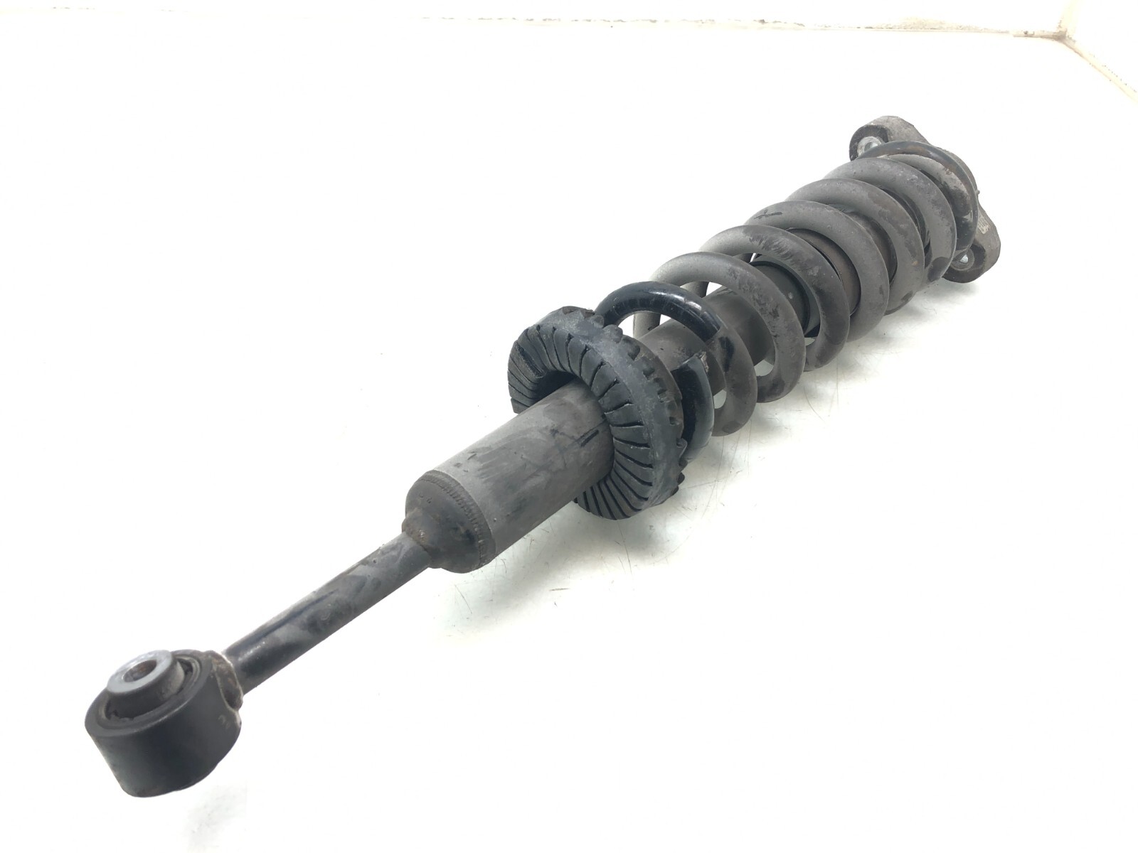 2014-2019 MASERATI GHIBLI SQ4 AWD LEFT DRIVER REAR SHOCK ABSORBER STRUT OEM.