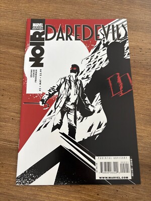 Daredevil NOIR # 2 NM 1st Print Variant Marvel Comic Book Elektra 18 J286
