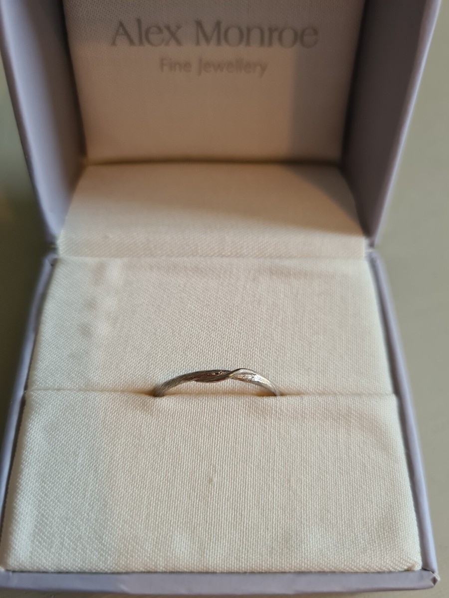 Alex Monroe Vine Twisted Ring 18ct White Gold Size L