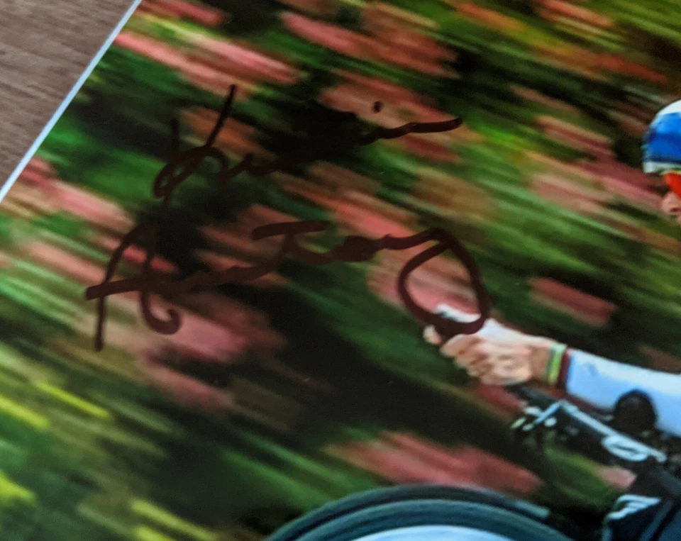 Kristin Armstrong Authentic Hand Signed 5x7 Photo Three Time Gold Medalist!  - Image 2 of 2