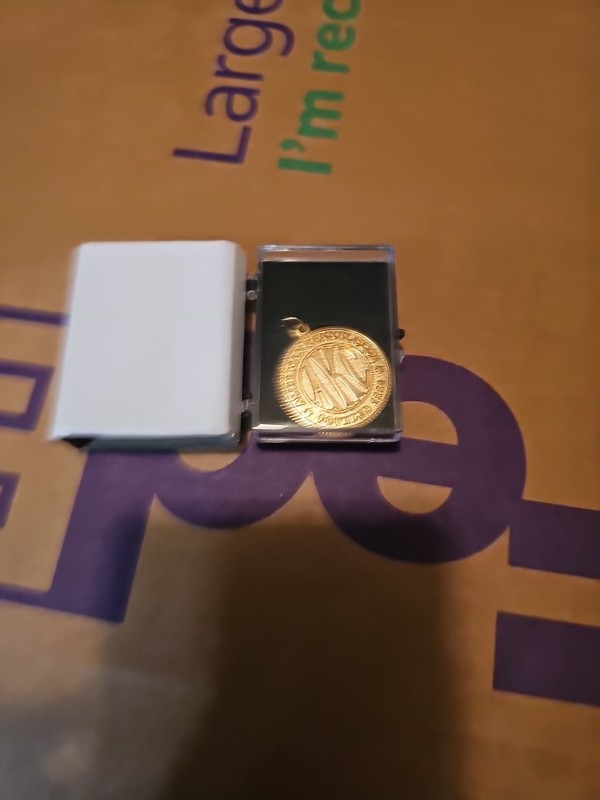 AMERICAN KENNEL CLUB AKC Token Medallion AMERICAN OWNER CHAMPION BEST IN SHOW OM
