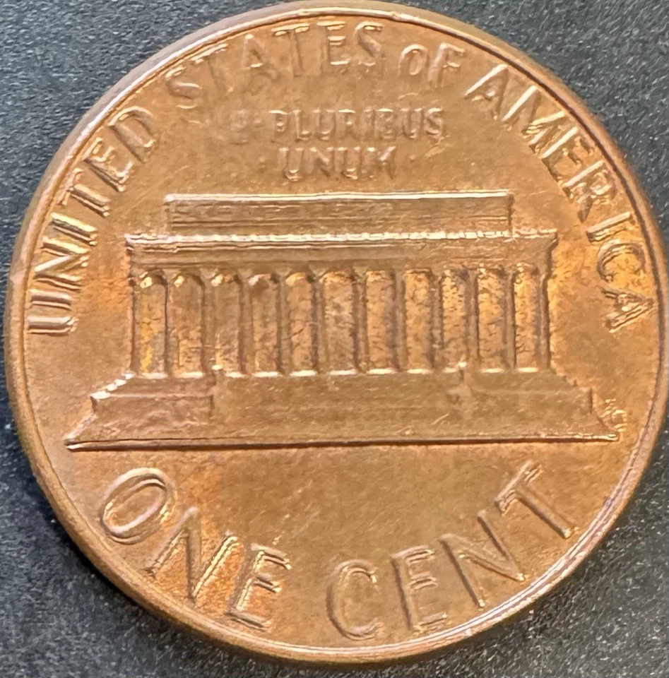 1983 Doubled Die Obverse Lincoln Cent!! - Image 2 of 4