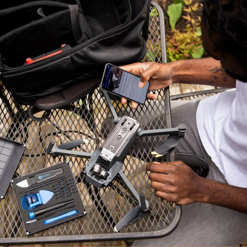 Kit de herramientas Essential Electronics reparación teléfonos inteligentes tabletas juegos estuche magnético EE. UU. Foto 4 de 4