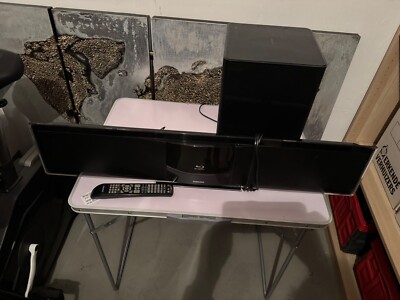 Samsung HT-BD8200 Blue Ray Player Soundsystem