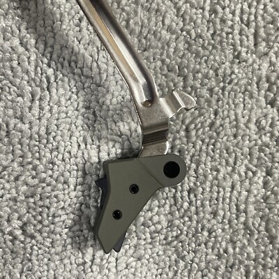 FLAT FACE CARRY TRIGGER W/ BAR F GEN 1-4 FOR GL0CK MOD 17, 19, 23, 26, 27, ODG/B