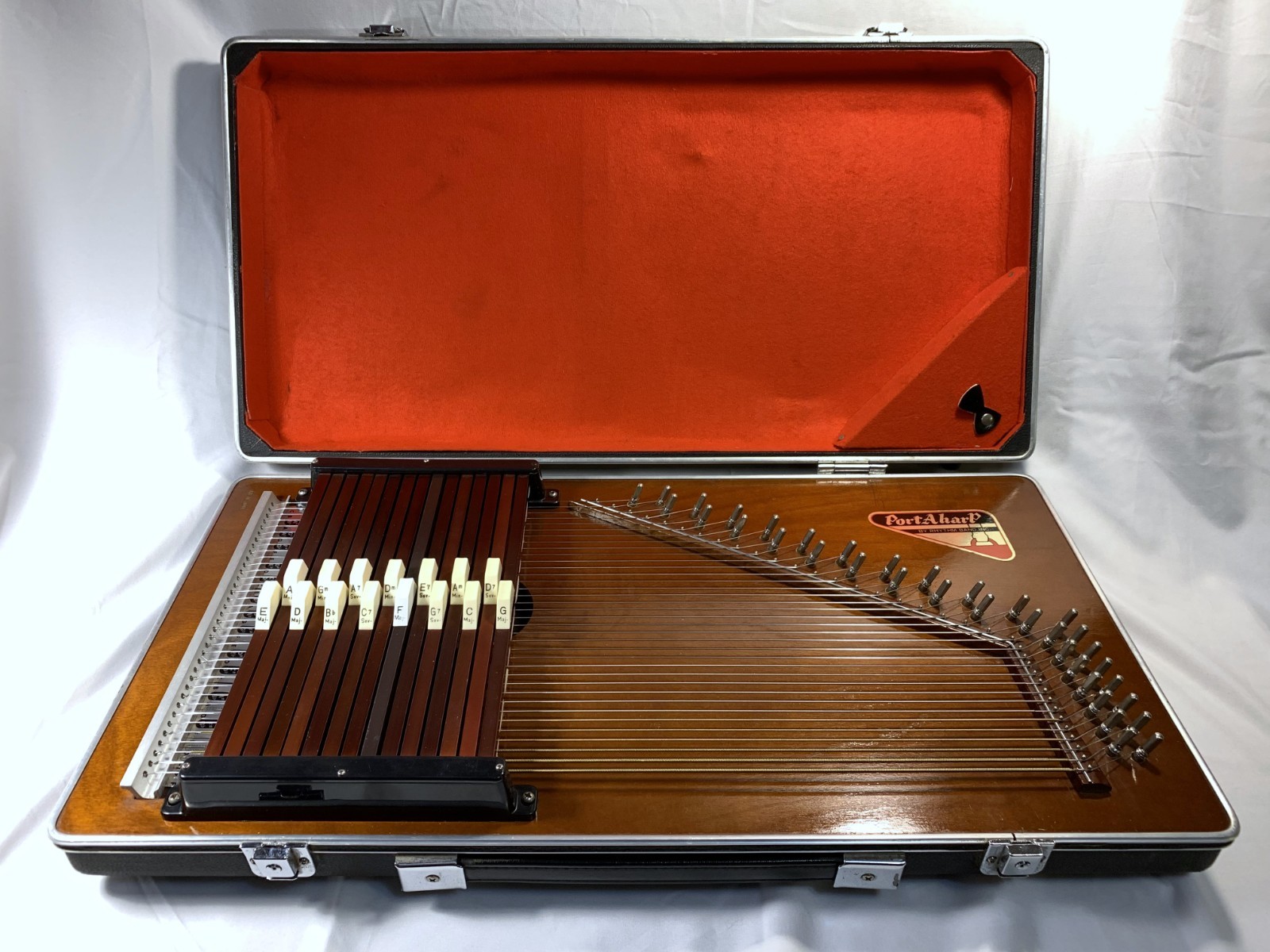 Banda rítmica años 70/80 'PortAharp' estuche adjunto de 15 acordes autoharp