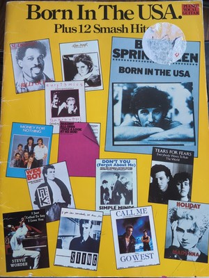BORN IN THE USA plus 12 SMASH HITS - PIANO, VOCAL, GUITAR (CHORDS) - WISE - G/C