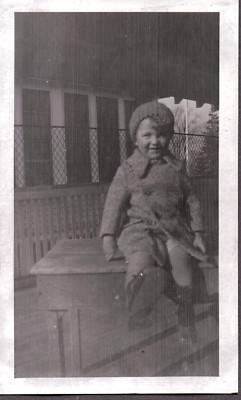 VINTAGE PHOTOGRAPH LITTLE BOYS HAT/COAT FASHION WHITE PLAINS NEW YORK OLD PHOTO