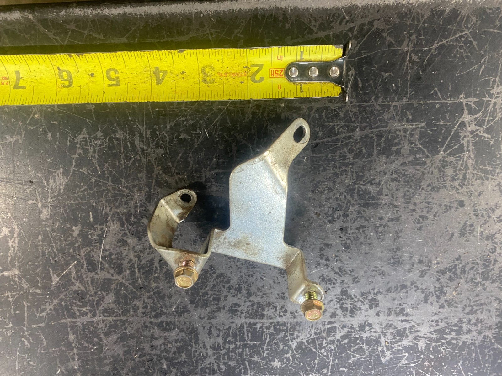 22hp Briggs & Stratton 407777 0131E1 fuel pump bracket 691039 eBay