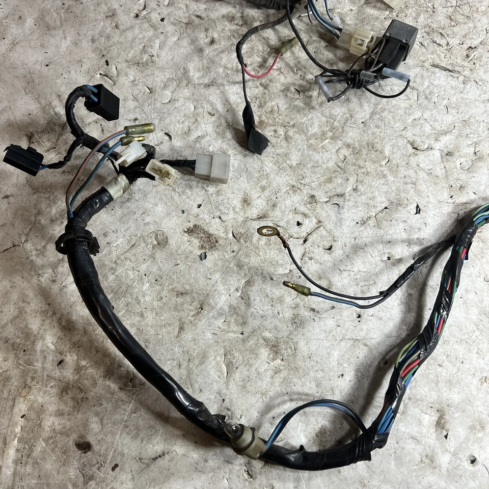81-83 Mazda RX7 MT Under Dash Wiring Harness FB - Image 3 of 4