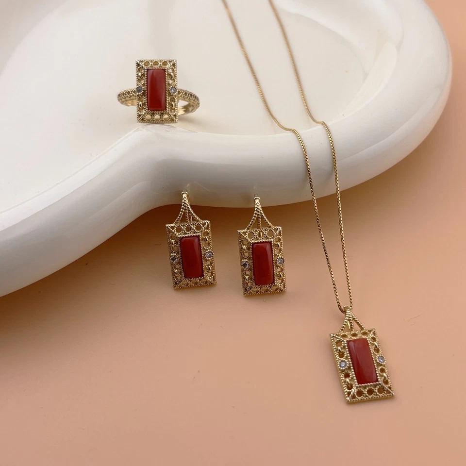 Orecchini pendenti Rettangolare in Corallo Rosso Naturale e Zirconi Argento 925 - Immagine 3 di 4