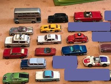 20 sehr alte Corgi Toys Modelle, fast alle 1:...