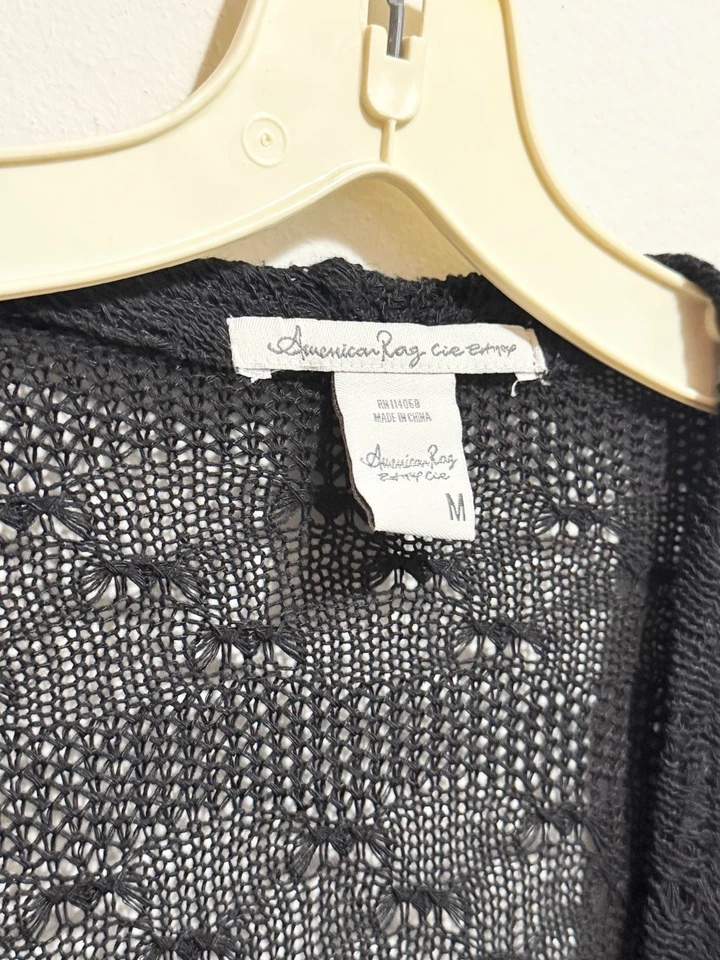 Cardigã American Rag crochê renda rosto aberto suéter de malha tamanho M - Imagem 3 de 4