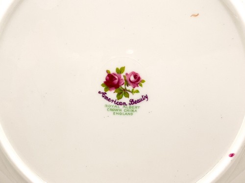 Piatto da pranzo 9" Royal Albert Bone China American Beauty - Foto 7 di 7