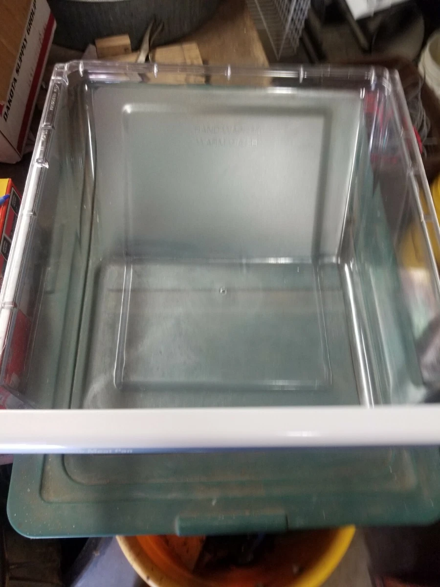 GE Side x Side Refrigerator. Convertible Meat Pan Model TFX20JR