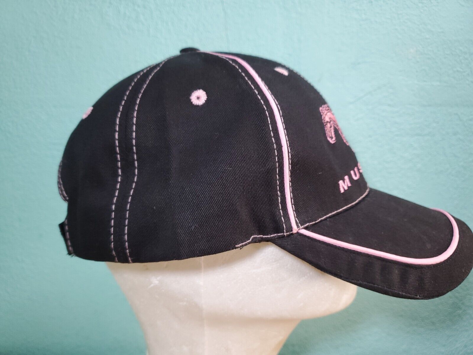 Women\'s Ford Mustang Pink And Black Hat NWOT | eBay