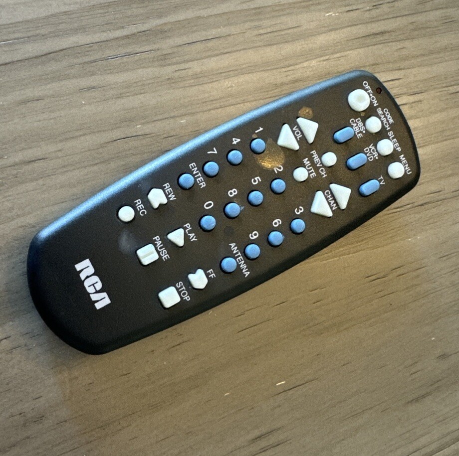 Genuine RCA RCU703SPR 3-Device Universal Remote Control with Battery Cover Tested and Working