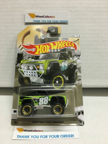 Custom Ford Bronco GREEN * 2016 Hot Wheels * Truck Series * Special Edition A13 - Picture 1 of 2