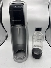 Sodastream Jet sparkling water maker Kit With Bottle B11