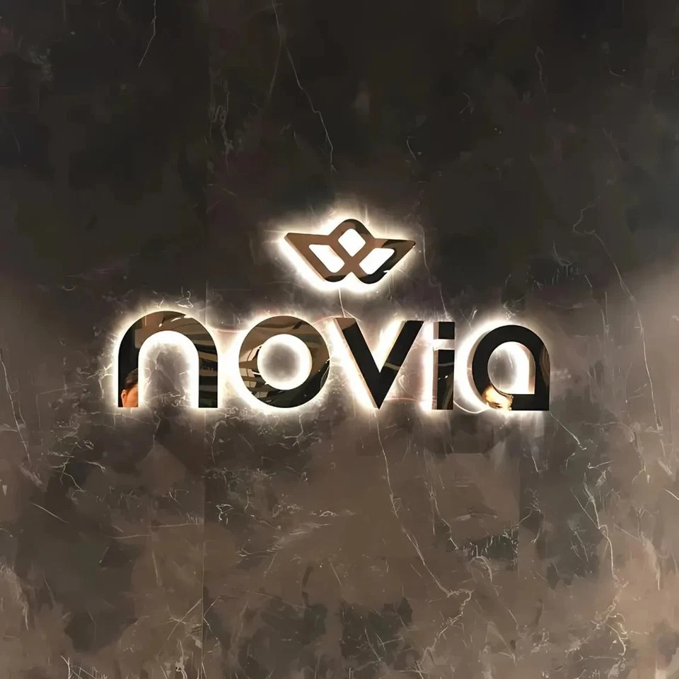 Letrero de metal retroiluminado personalizado corte láser 3D LED logotipo de empresa pantalla de pared exterior Foto 4 de 4