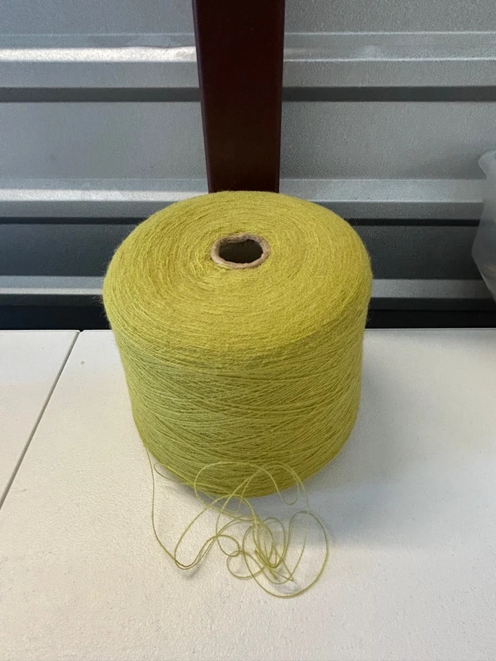 МЯГКАЯ конусообразная катушка перуанская #0 кружевная пряжа для альпаки с акрилом 2 фунта 3 унции 994 г 5008 C - Изображение 2 из 4