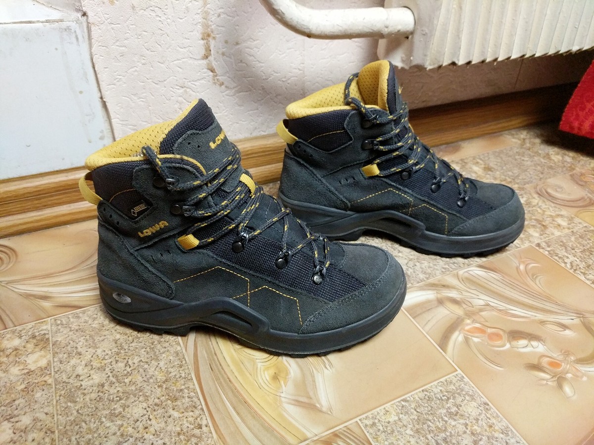 Lowa boots size UK EU 36 US kids Kody III GTX MID Junior