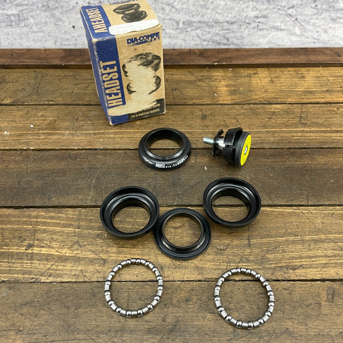 DIA COMPE ヘッドパーツ　1 ー1/4 old mtb DIA COMPE ヘッドパーツ1 ー1/4 old mtb