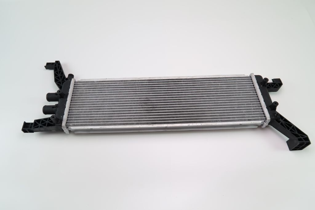 Maserati Ghibli Quattroporte Levante secondary coolant radiator