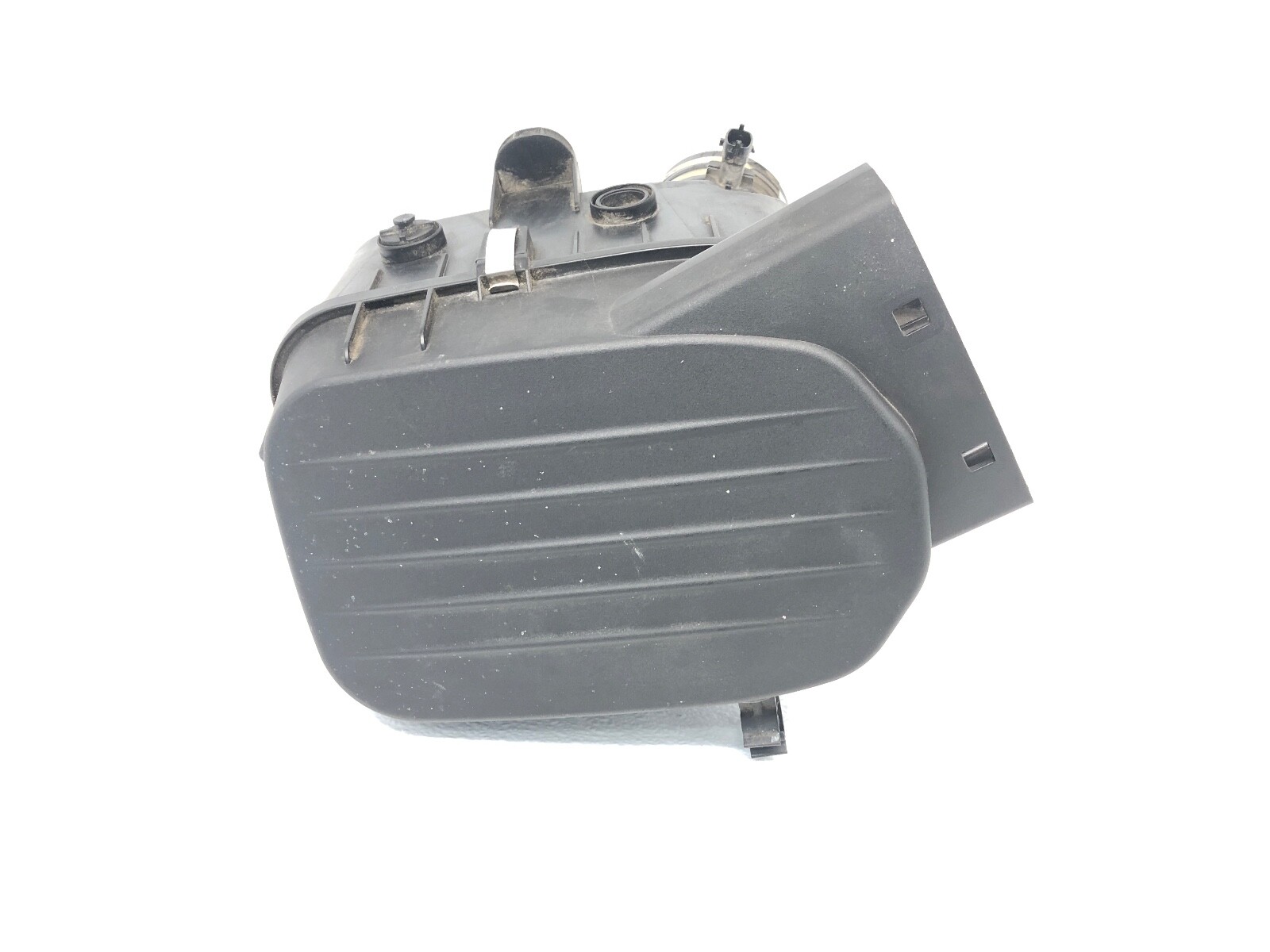2014-2020 MASERATI QUATTROPORTE 3.0L LEFT DRIVER FRONT AIR CLEANER FILTER BOX.
