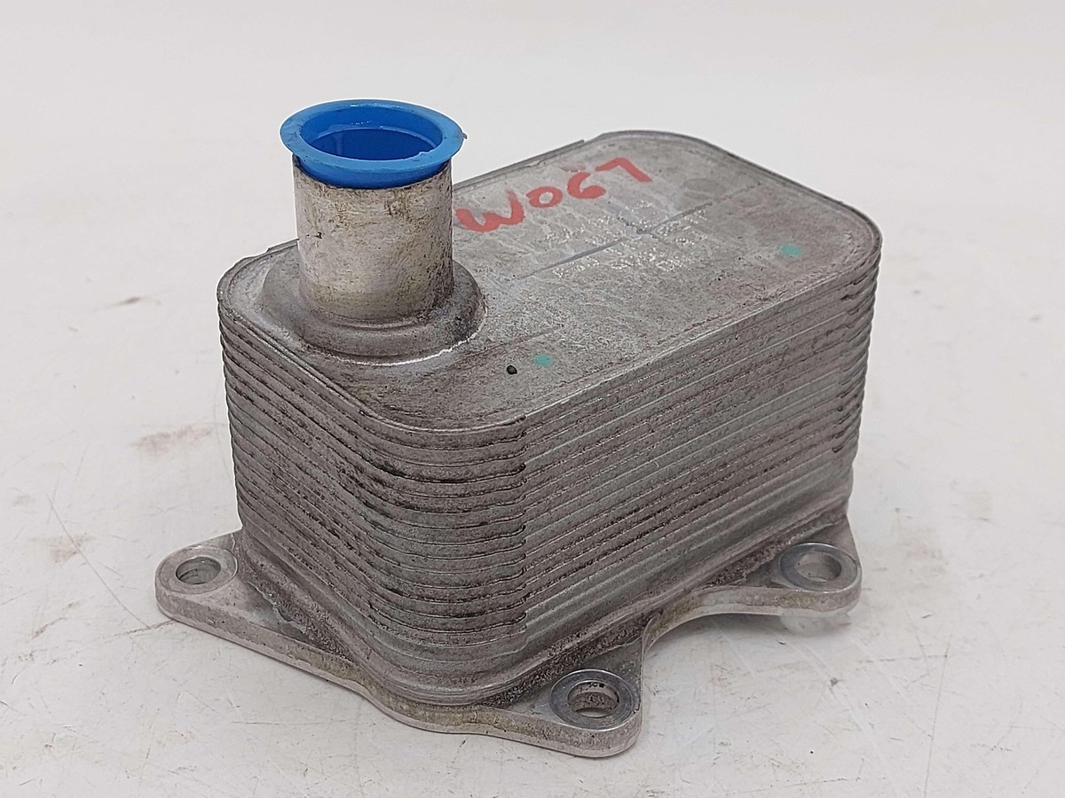 11-17 Audi Q5 2.0L Enigine Motor Oiler Cooler 06J117021P Premium