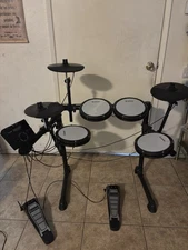 Electric Drum Kit Donner Ded-200 Lite. Comes with all cables  