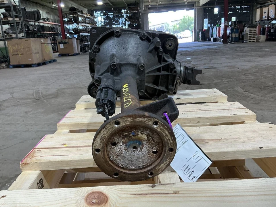 Carrier Front Axle Switch And Actuator Fits 88-97 CHEVROLET 1500 PICKUP 854736 - Image 2 of 4