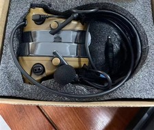 Cuffie PELTOR Comtac III riduzione rumore per radio TCA PRC 152