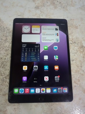 iPad Air 第3世代 64 GB iOS 18.7.8 MUUJ2J/A Restored Apple, MUUJ2LL