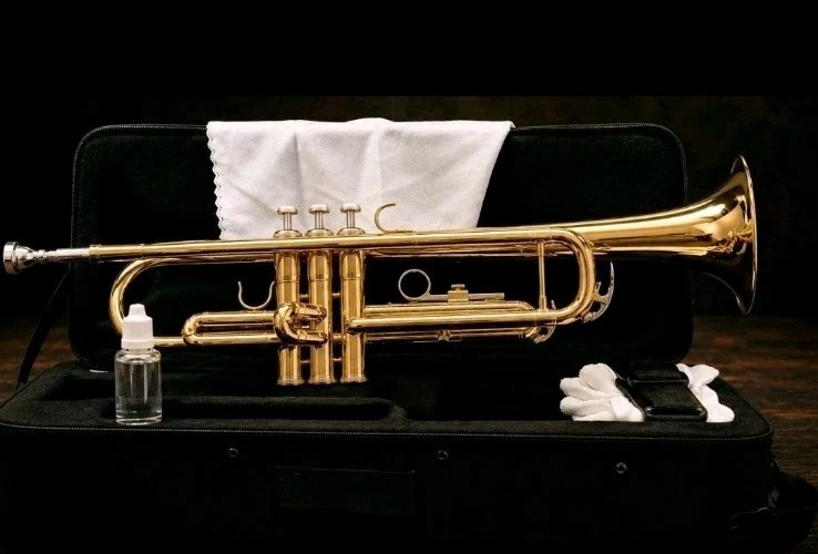 BB TROMPETA-VENTA DE BANCARROTA-INTERMEDIO/AVANZADO CONCIERTO ESCUELA BANDA TROMPETAS