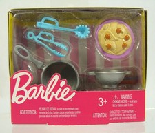 BARBIE COOKING KITCHEN SPAGHETTI ACCESSORIES PLAYSET MATTEL 2021