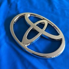Rear Trunk Lid Emblem Chrome Logo For Toyota Yaris 2009 2010 2011 2012 - 2018