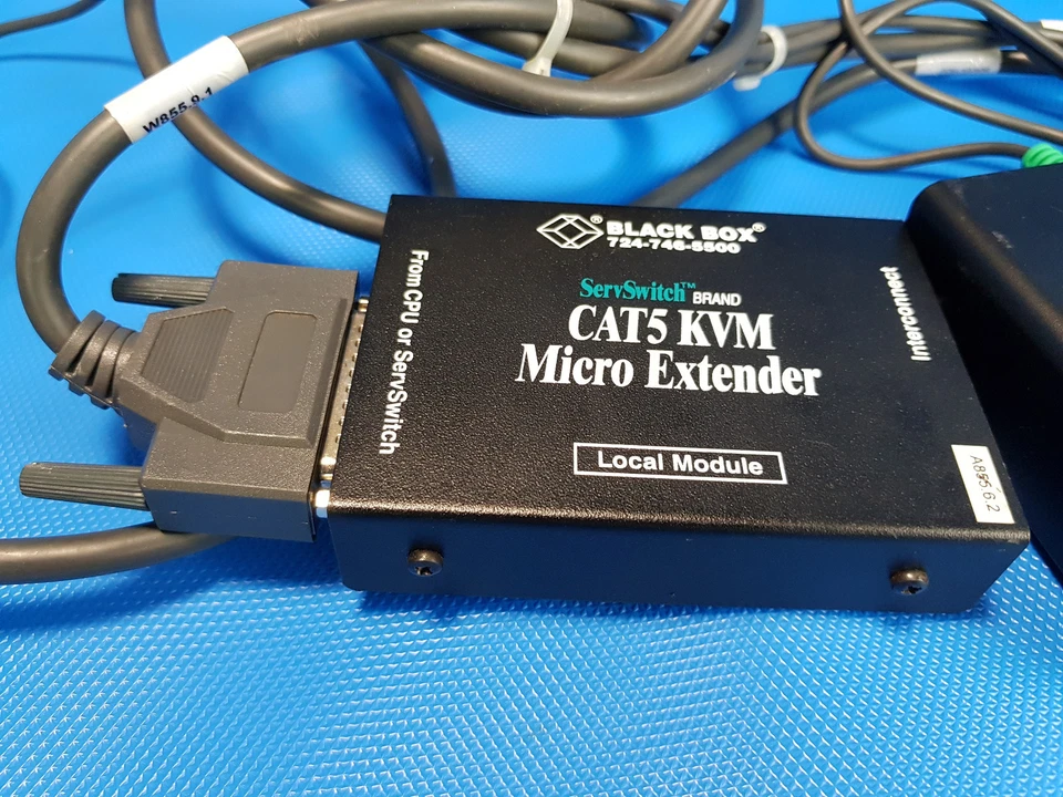 Black Box CAT5 KVM Micro Extender ACU3001 con extensor ACU1009A con arnés de cables Foto 4 de 4