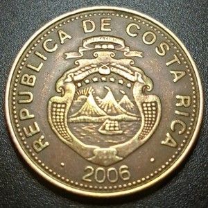Costa Rica coin 100 colones 2006, VERY FINE condition , nice tone $$$